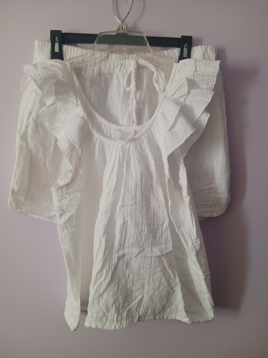 Japana Sleepwear Other - NWT Women's White Ruffle-Trim Pajama Top and Short Set
